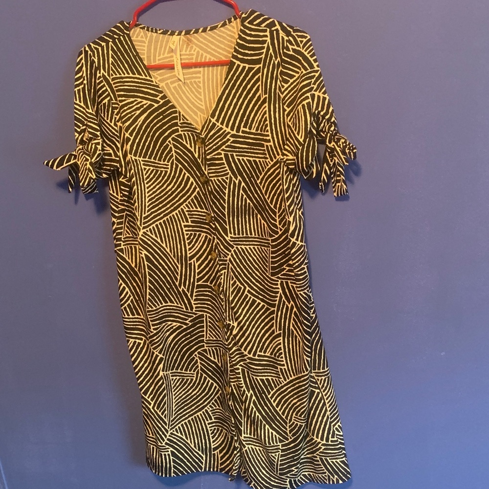 Collection B Black and White Geometric Dress